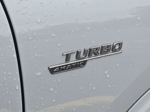 New 2026 Mercedes-Benz GLA 35 AMG 4MATIC image 5