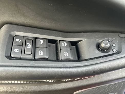 Used 2022 Jeep Grand Cherokee L Limited image 33