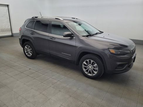 Used 2019 Jeep Cherokee Latitude Plus w/ Comfort/Convenience Group AWD/4WD image 11