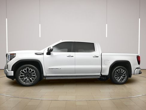 Used 2024 GMC Sierra 1500 Denali Ultimate AWD/4WD image 35