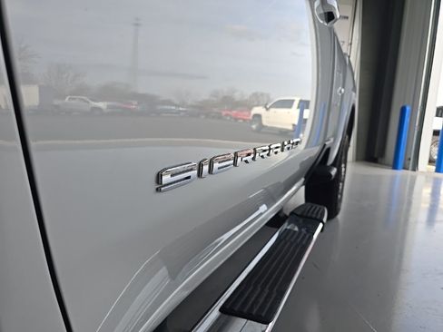 Used 2025 GMC Sierra 2500 SLE w/ Max Trailering Package image 25
