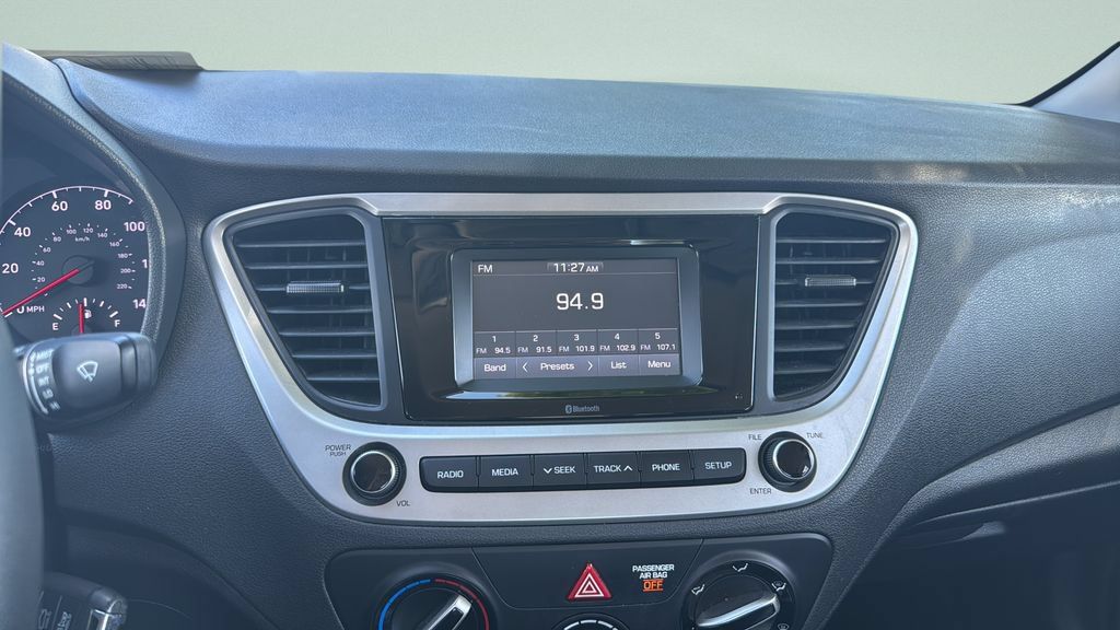 Used 2019 Hyundai Accent SE FWD image 11