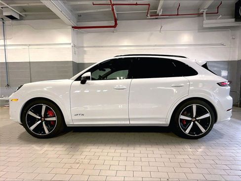 New 2026 Porsche Cayenne GTS AWD/4WD image 2