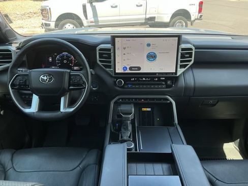 Certified 2024 Toyota Sequoia Platinum AWD/4WD image 21