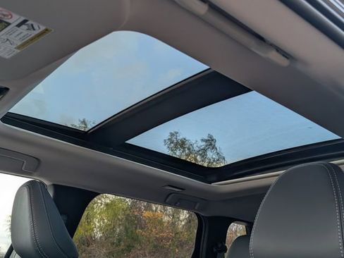 New 2026 Mitsubishi Outlander SE image 23