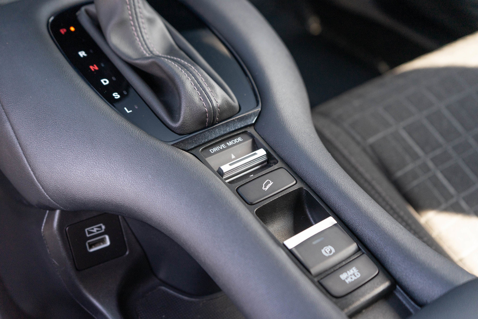 Used 2023 Honda HR-V LX image 21