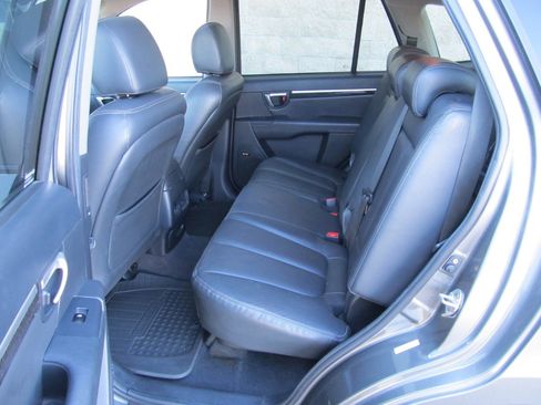 Used 2009 Hyundai Santa Fe Limited w/ Navigation Pkg 5 image 5