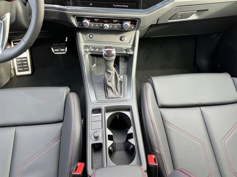 New 2025 Audi Q3 2.0T Premium Plus image 11