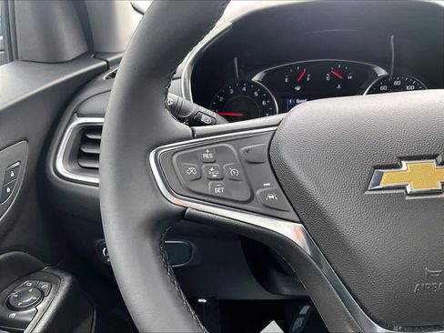 Used 2024 Chevrolet Equinox LT image 22