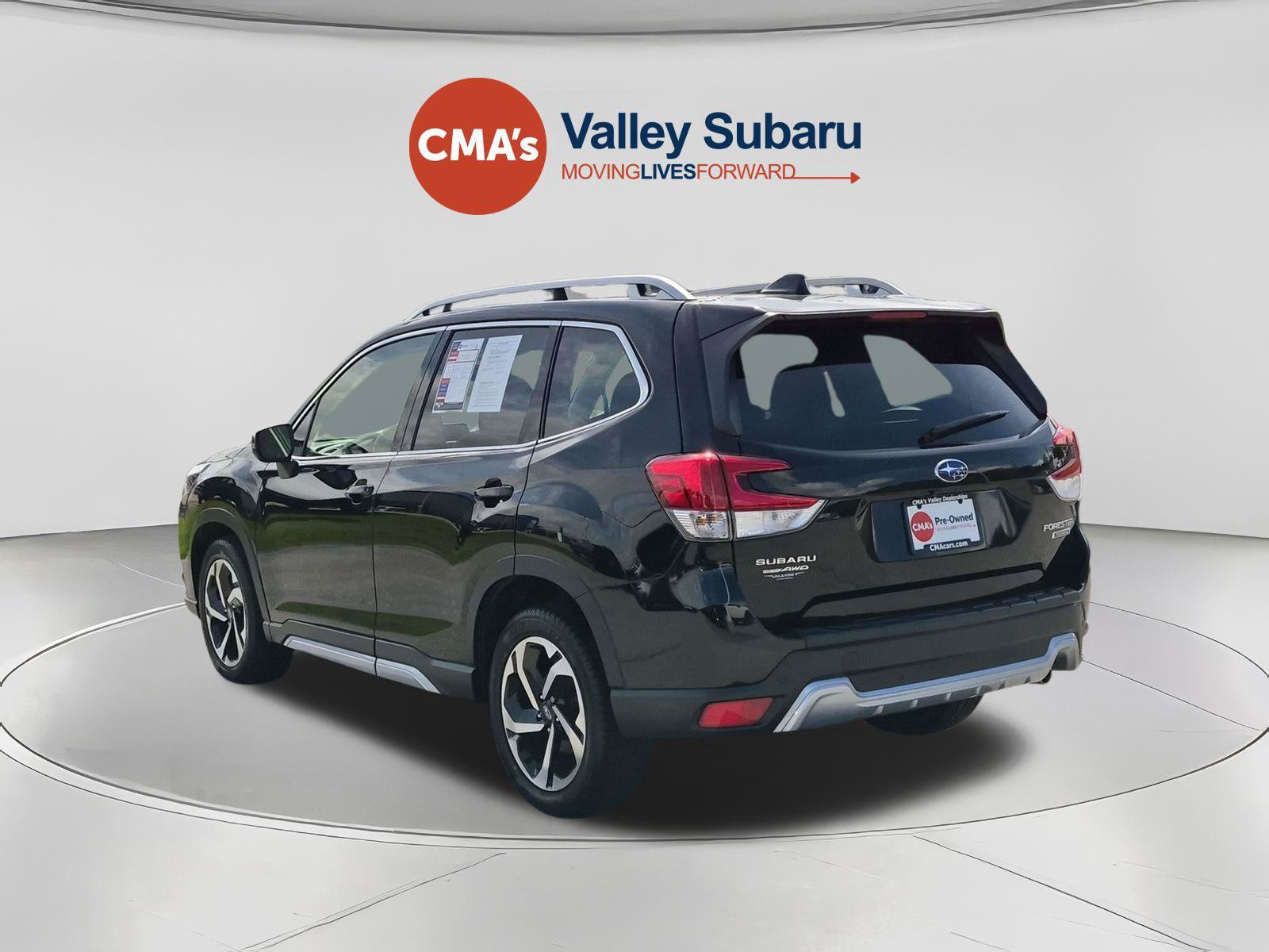Used 2022 Subaru Forester Touring w/ Popular Package #2 AWD/4WD image 3