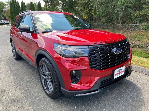 Certified 2025 Ford Explorer ST w/ Sun And Sound Package image 3