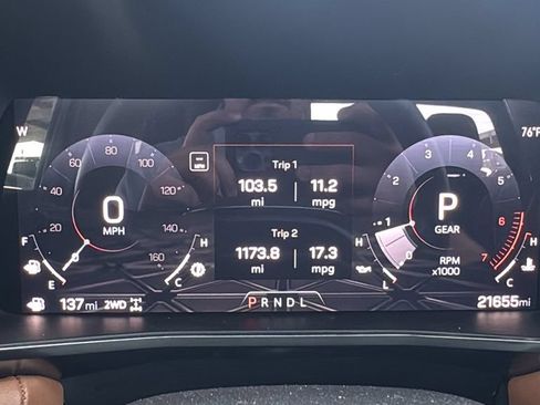 Used 2025 GMC Canyon AT4 w/ Technology Plus Package AWD/4WD image 15