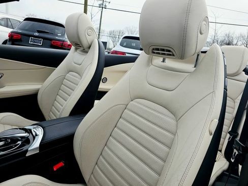 Used 2017 Mercedes-Benz C 300 4MATIC Cabriolet image 28