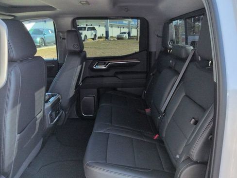 Used 2024 GMC Sierra 1500 Denali w/ Denali Reserve Package AWD/4WD image 13