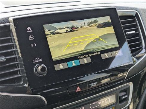 Used 2021 Honda Pilot Black Edition image 13