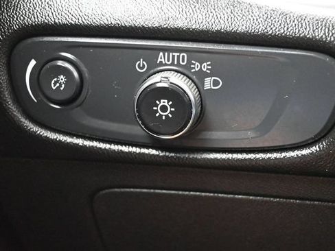 Used 2025 Chevrolet Malibu LT FWD image 27