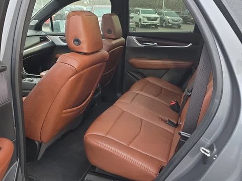 Used 2020 Cadillac XT5 Premium Luxury image 6