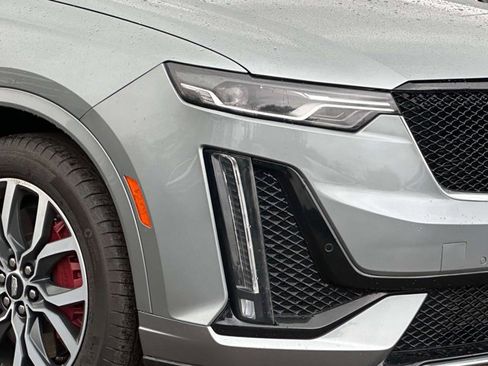 Used 2024 Cadillac XT6 Sport image 8