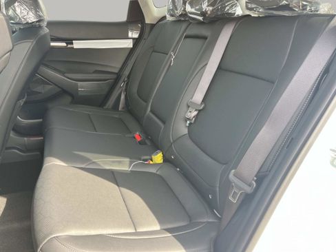 New 2026 Kia Seltos EX image 21