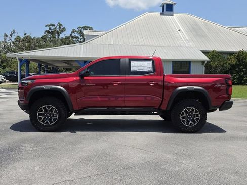 New 2026 Chevrolet Colorado ZR2 w/ Technology Package AWD/4WD image 3