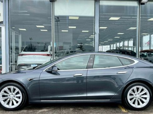 Used 2018 Tesla Model S 75D image 2