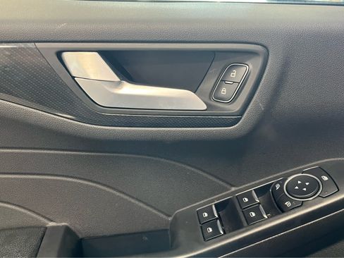 Certified 2023 Ford Escape ST-Line w/ Tech Pack #1 AWD/4WD image 17