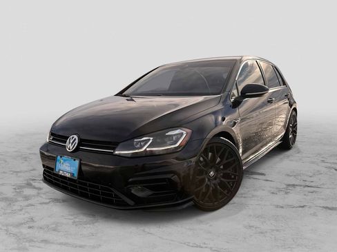 Used 2018 Volkswagen Golf R 4-Door image 1