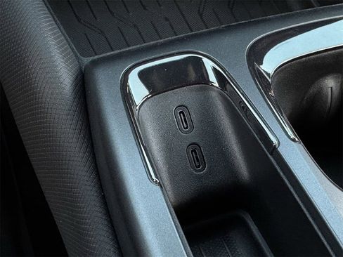 New 2026 Chevrolet Equinox EV RS image 29