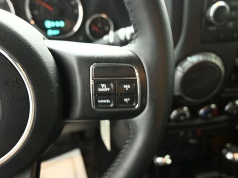 Used 2015 Jeep Wrangler Unlimited Sport w/ Quick Order Package 24S AWD/4WD image 13