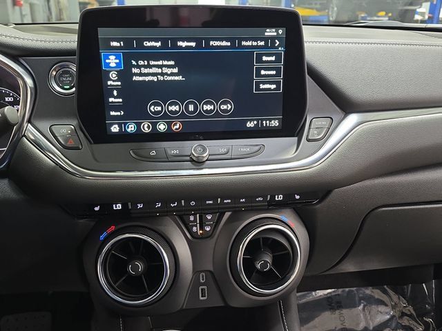 New 2025 Chevrolet Blazer LT FWD image 21