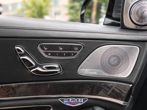 Used 2019 Mercedes-Benz S 560 4MATIC Sedan w/ Premium Package image 45