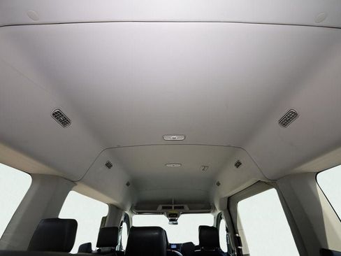Used 2020 Ford Transit 350 XL RWD image 19
