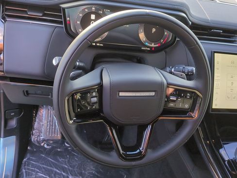 New 2026 Land Rover Range Rover Sport Dynamic SE image 10