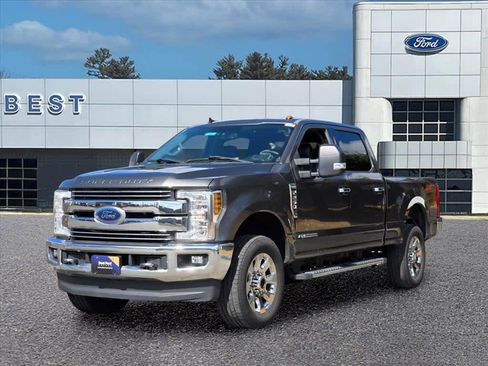 Used 2019 Ford F250 Lariat w/ Chrome Package AWD/4WD image 4