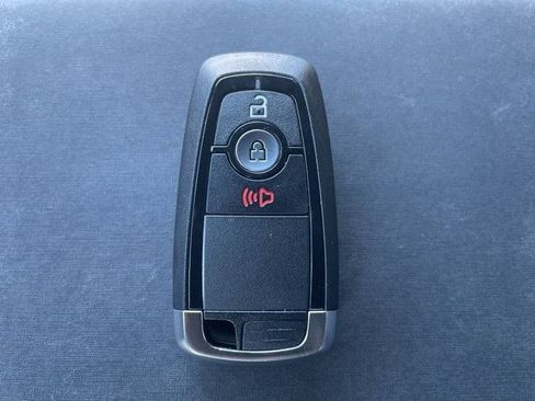 Certified 2024 Ford Bronco Black Diamond image 21