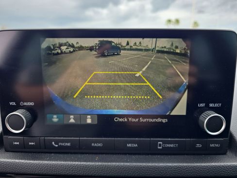 Used 2022 Honda Civic Sport image 18