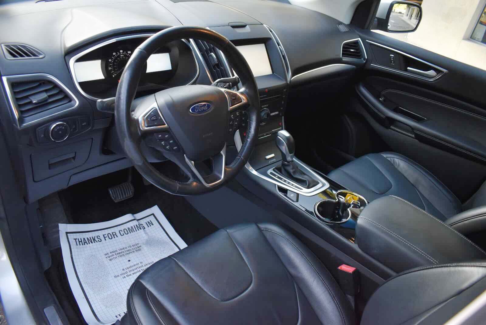 Used 2015 Ford Edge Titanium w/ Technology Package AWD/4WD image 11
