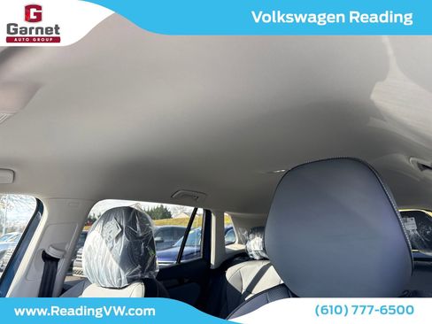 New 2026 Volkswagen Tiguan SE image 11