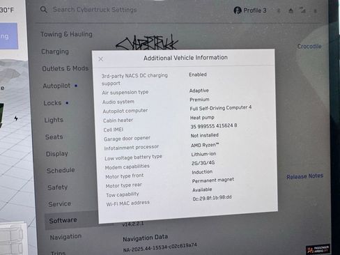 Used 2024 Tesla Cybertruck AWD Crew Cab image 9