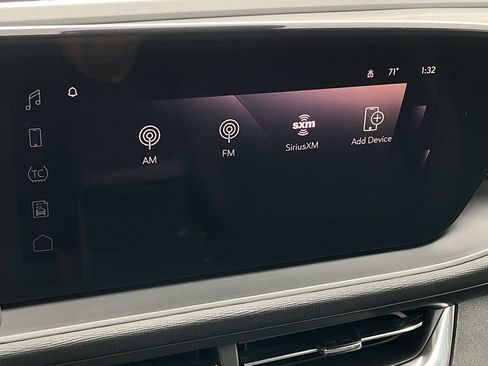 Used 2025 Buick Envista Preferred image 34