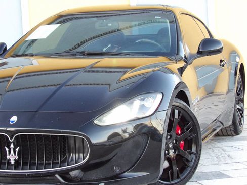 Used 2015 Maserati GranTurismo MC image 5