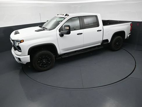 Used 2024 Chevrolet Silverado 3500 LT w/ Z71 Sport Edition AWD/4WD image 14