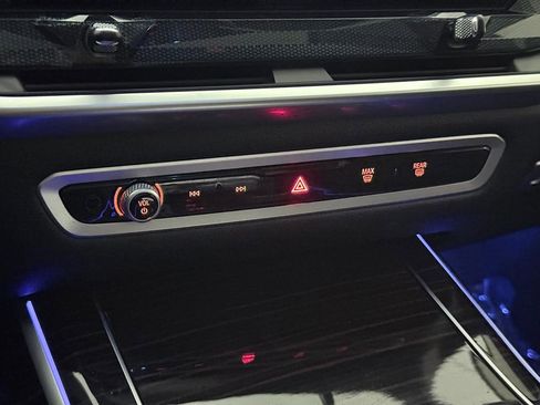 Used 2025 BMW X7 xDrive40i image 39