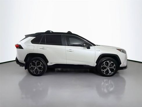 Used 2021 Toyota RAV4 XSE w/ Premium Package AWD/4WD image 5