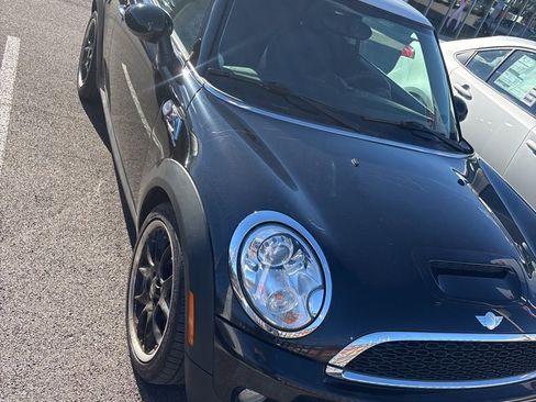 Used 2012 MINI Cooper S image 1