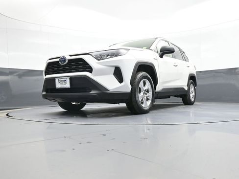 Certified 2020 Toyota RAV4 LE w/ All Weather Liner Package image 24