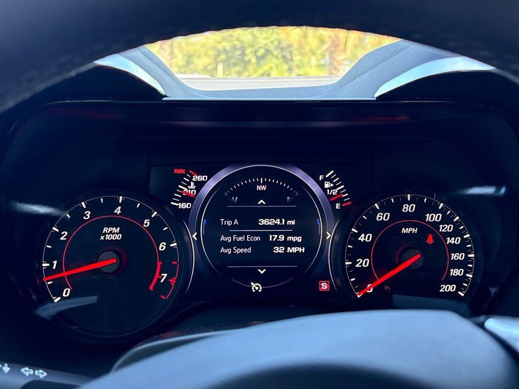 Used 2022 Chevrolet Camaro SS RWD image 21