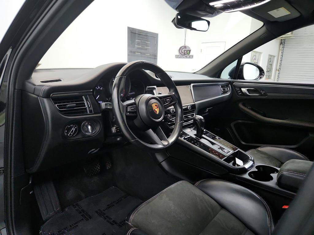 Used 2022 Porsche Macan GTS AWD/4WD image 13