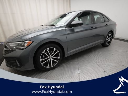 Used 2024 Volkswagen Jetta Sport FWD image 1