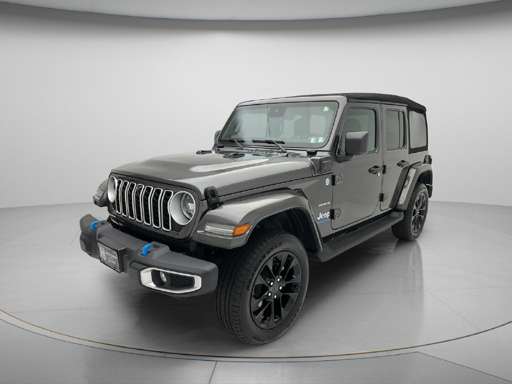 Used 2024 Jeep Wrangler Unlimited Sahara w/ Technology Group AWD/4WD image 3